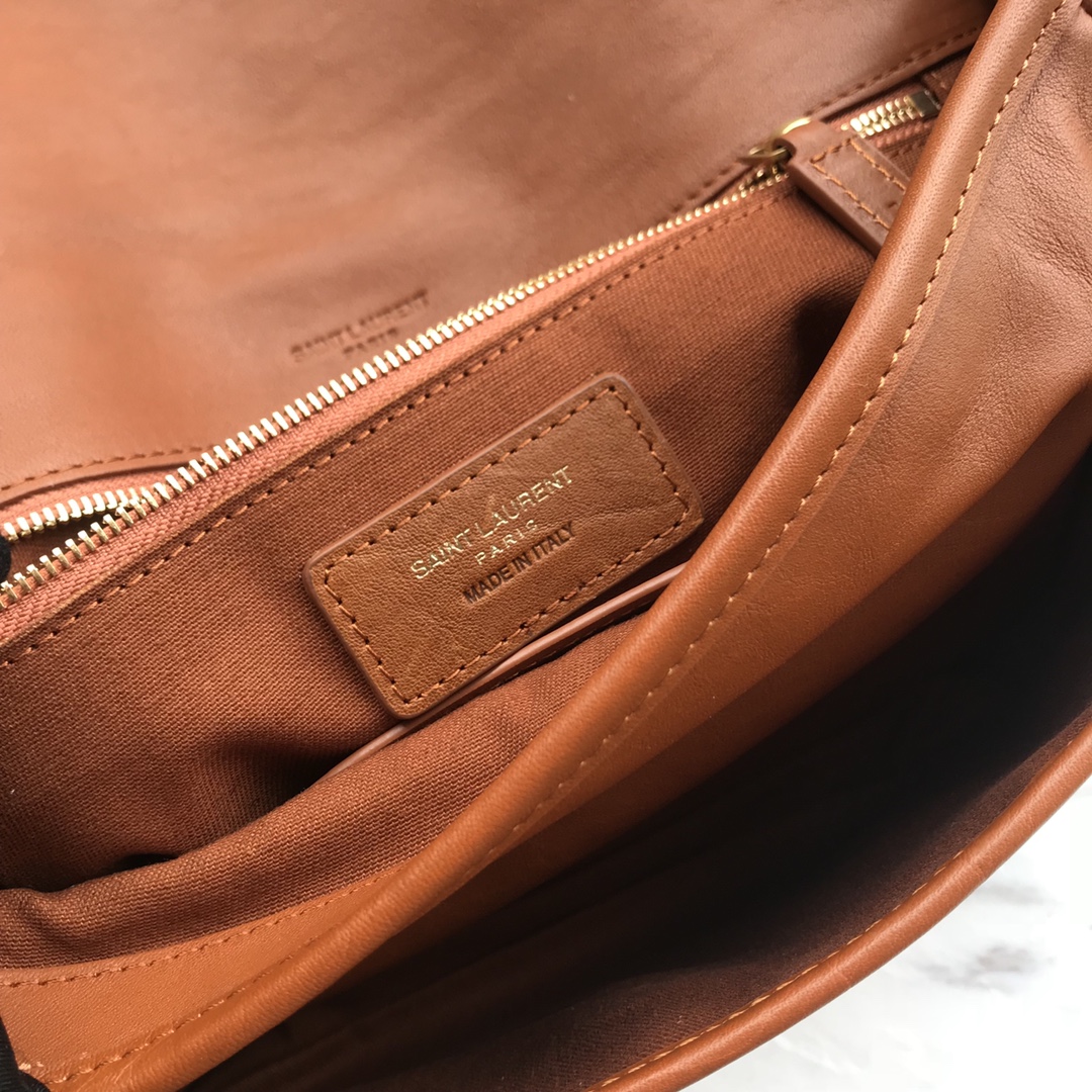 498894 NIKI MEDIUM IN VINTAGE LEATHER, YSL Saint Laurent