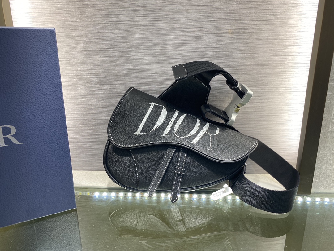 SADDLE BAG, Black Grained Calfskin, DIOR