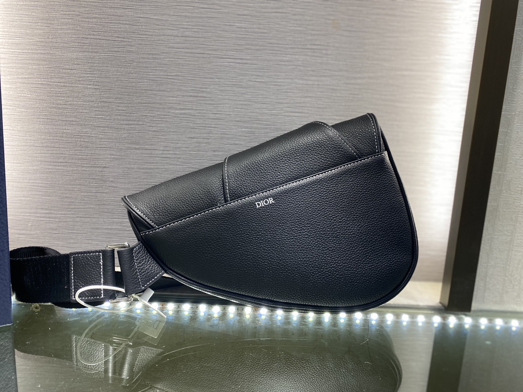 SADDLE BAG, Black Grained Calfskin, DIOR