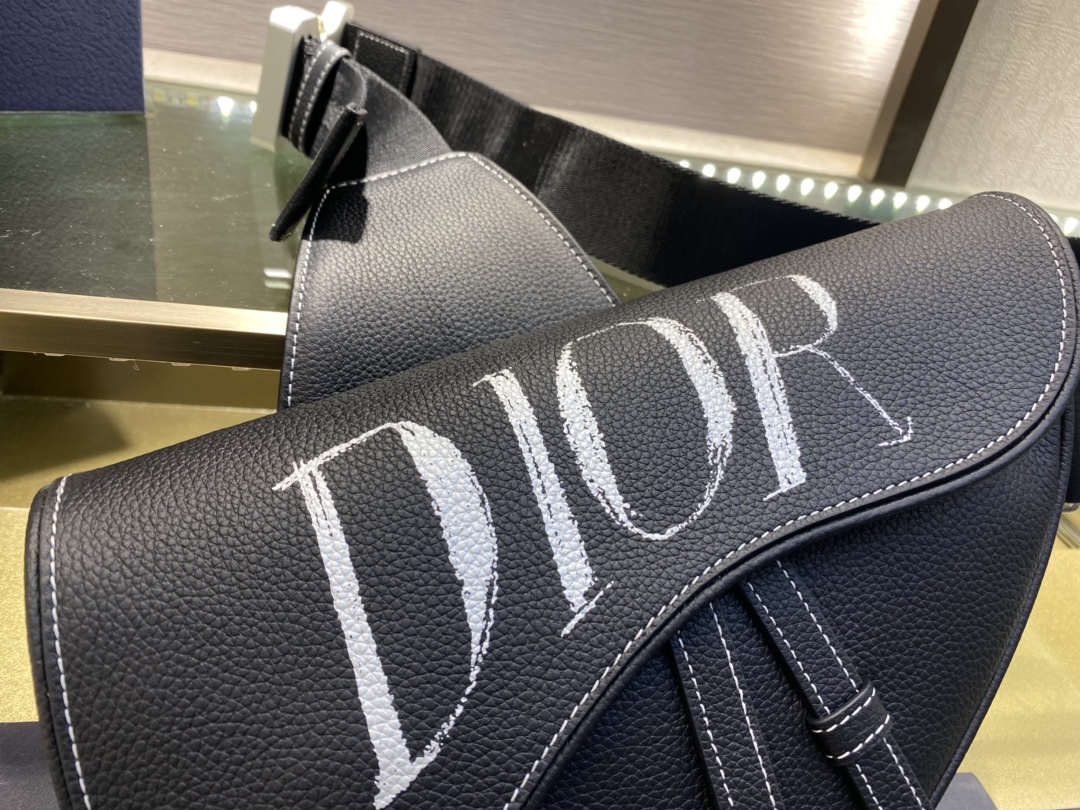 SADDLE BAG, Black Grained Calfskin, DIOR