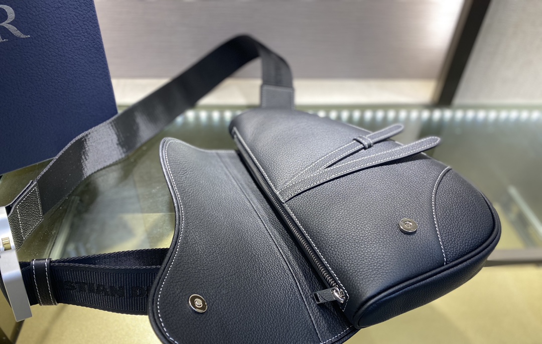 SADDLE BAG, Black Grained Calfskin, DIOR