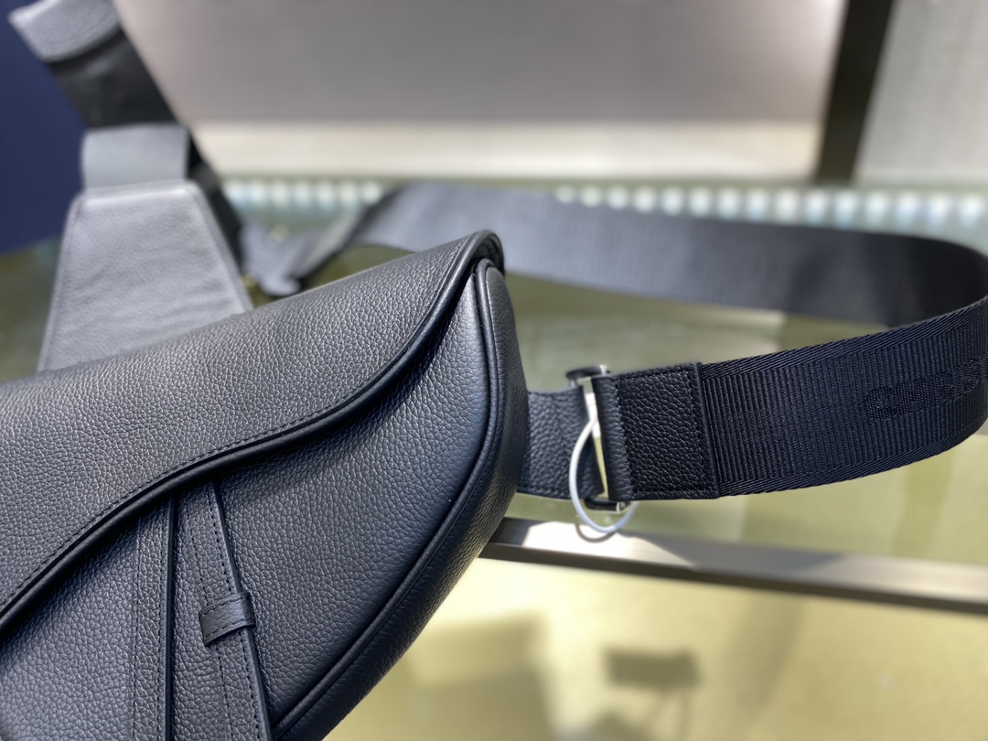 SADDLE BAG, Black Grained Calfskin, DIOR