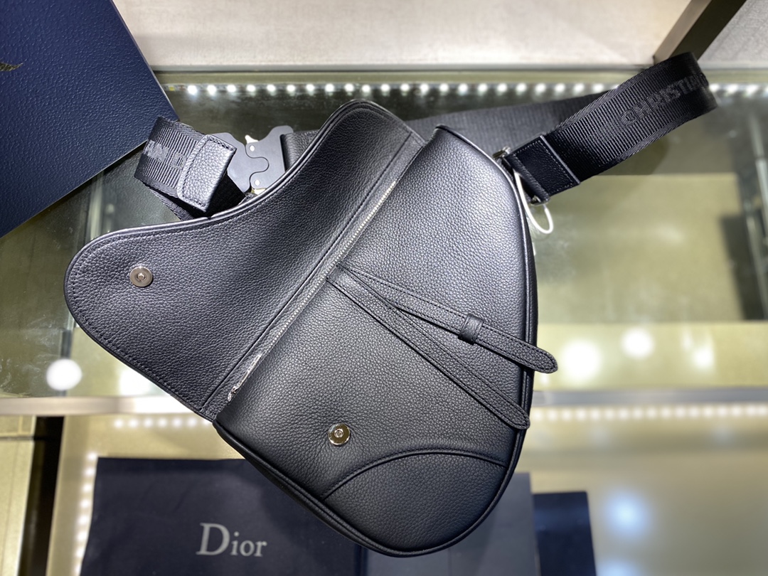 SADDLE BAG, Black Grained Calfskin, DIOR