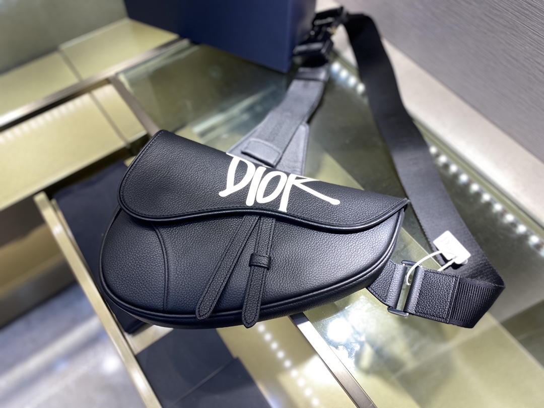 SADDLE BAG, Black Grained Calfskin with DIOR AND SHAWN Signature, DIOR