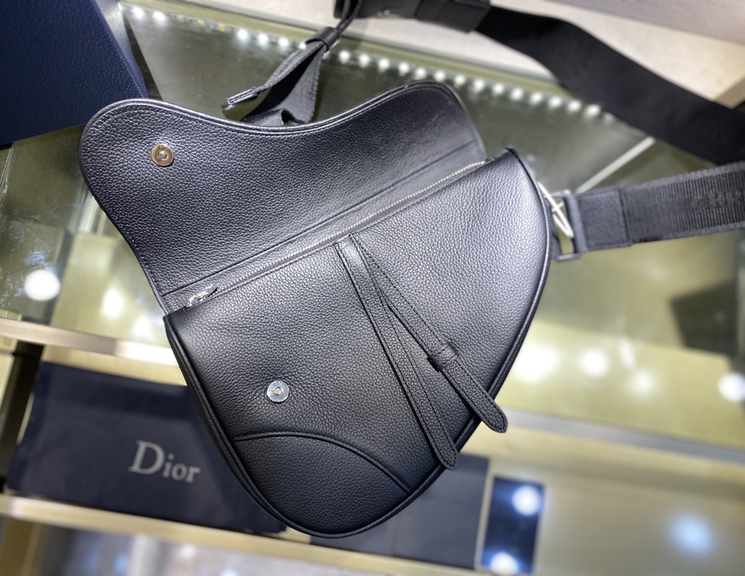 SADDLE BAG, Black Grained Calfskin with DIOR AND SHAWN Signature, DIOR
