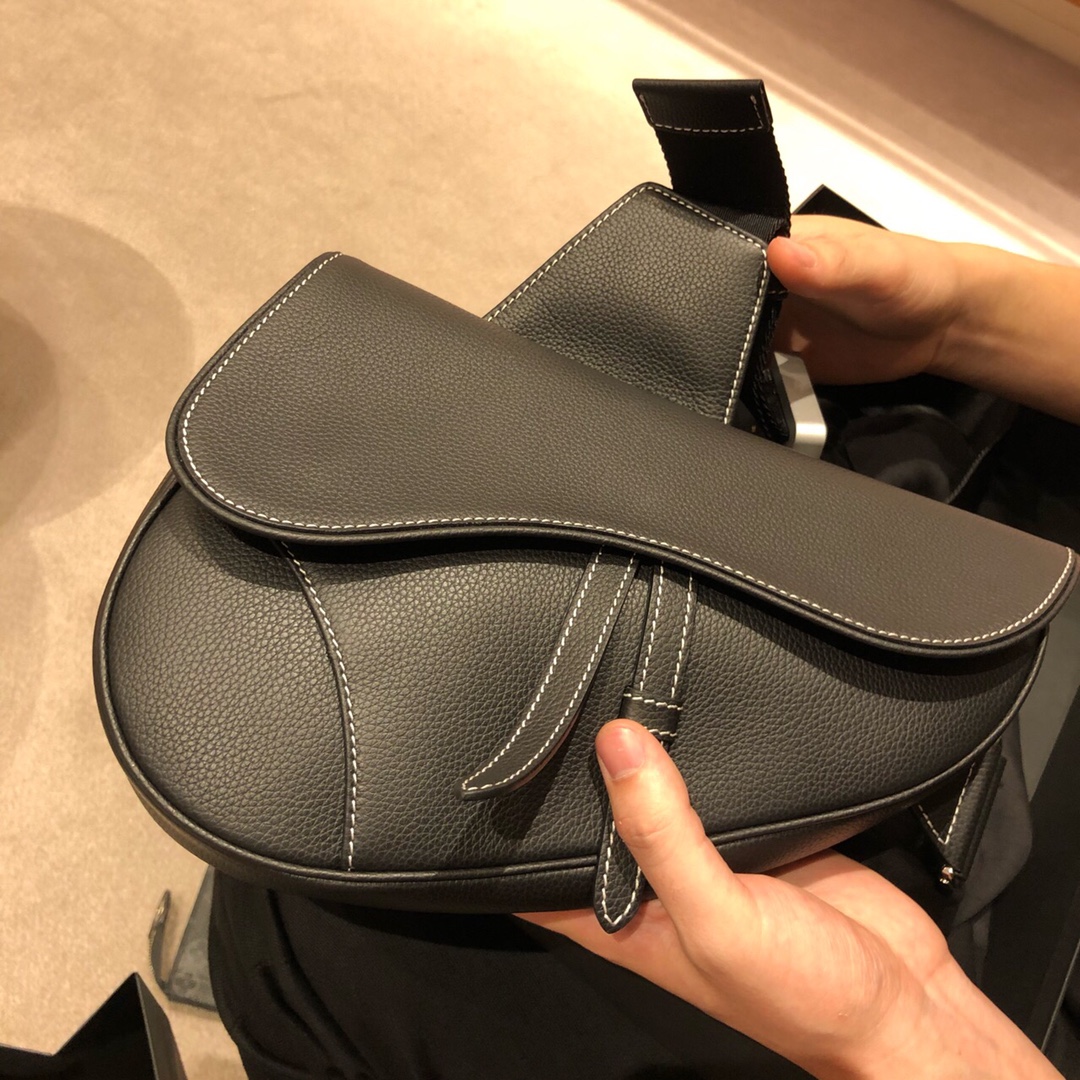 SADDLE BAG, Black Grained Calfskin, DIOR