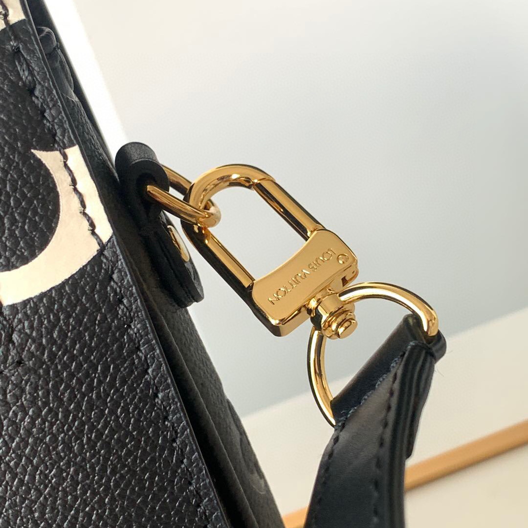 M45385  LV CRAFTY POCHETTE MÉTIS, Louis Vuitton LV