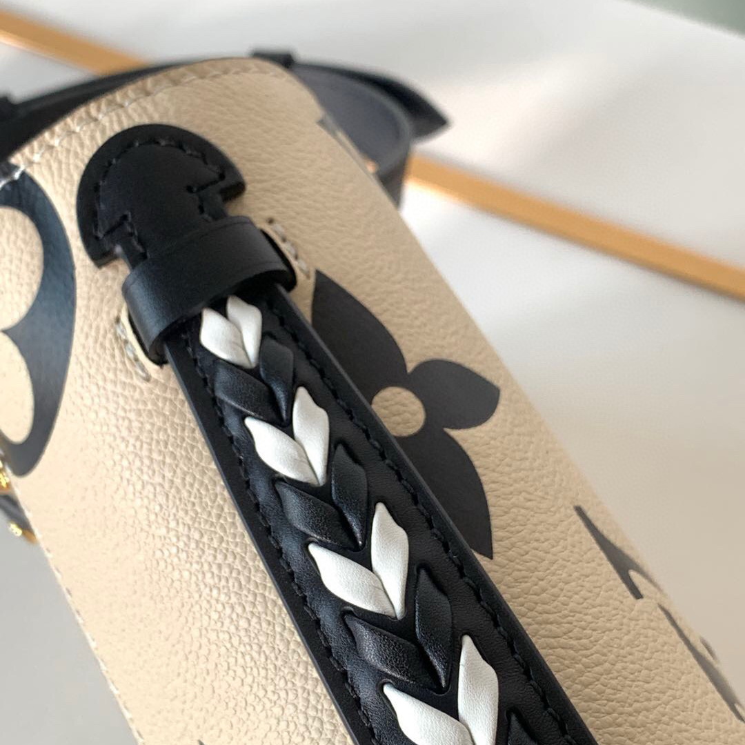 M45384 LV CRAFTY POCHETTE MÉTIS, Louis Vuitton LV