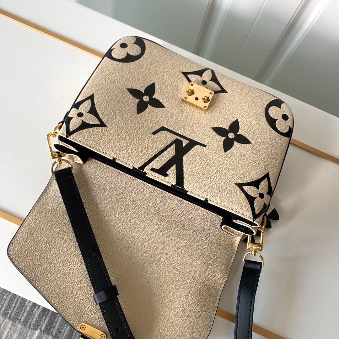 M45384 LV CRAFTY POCHETTE MÉTIS, Louis Vuitton LV