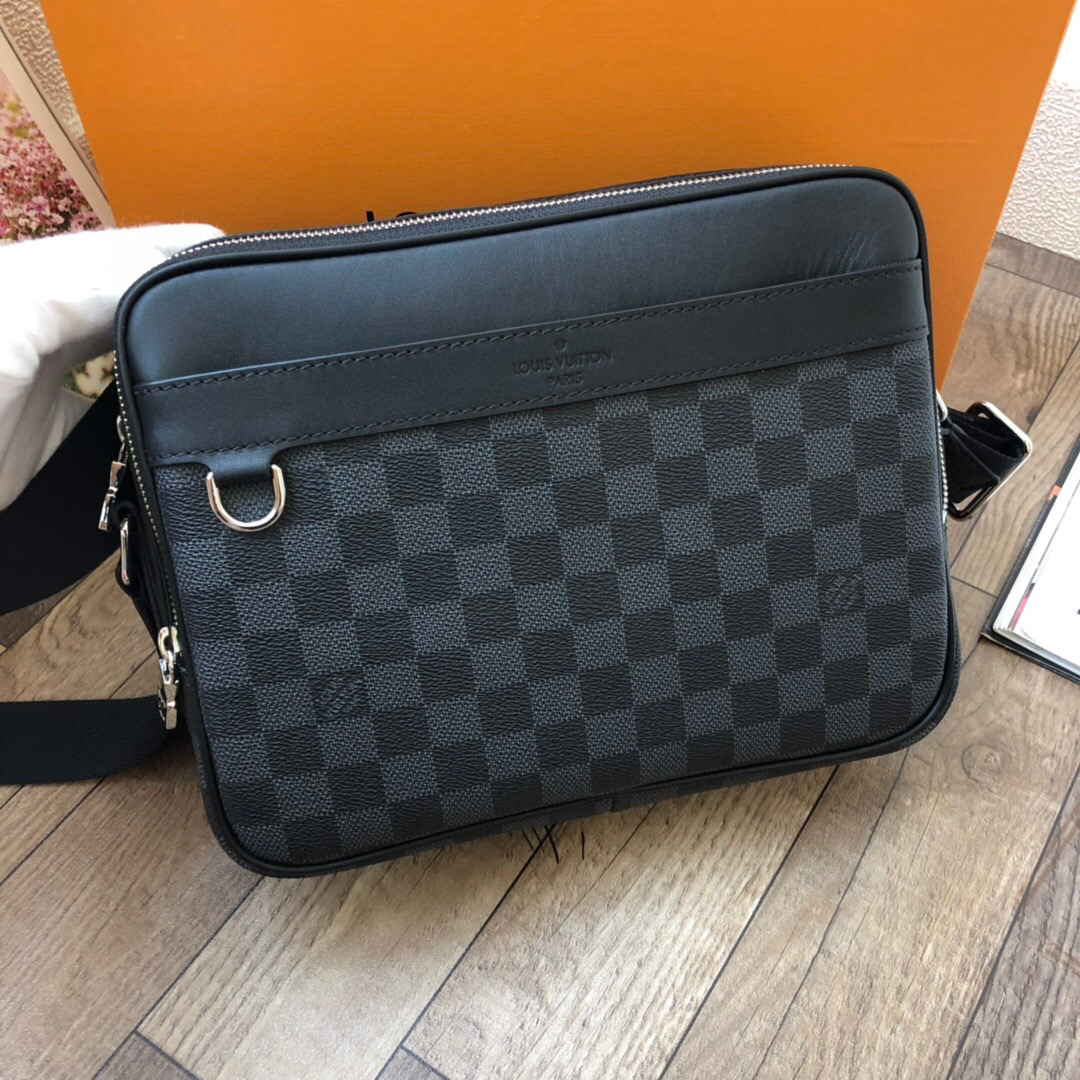 N40087 TROCADÉRO MESSENGER NM PM, Louis Vuitton LV