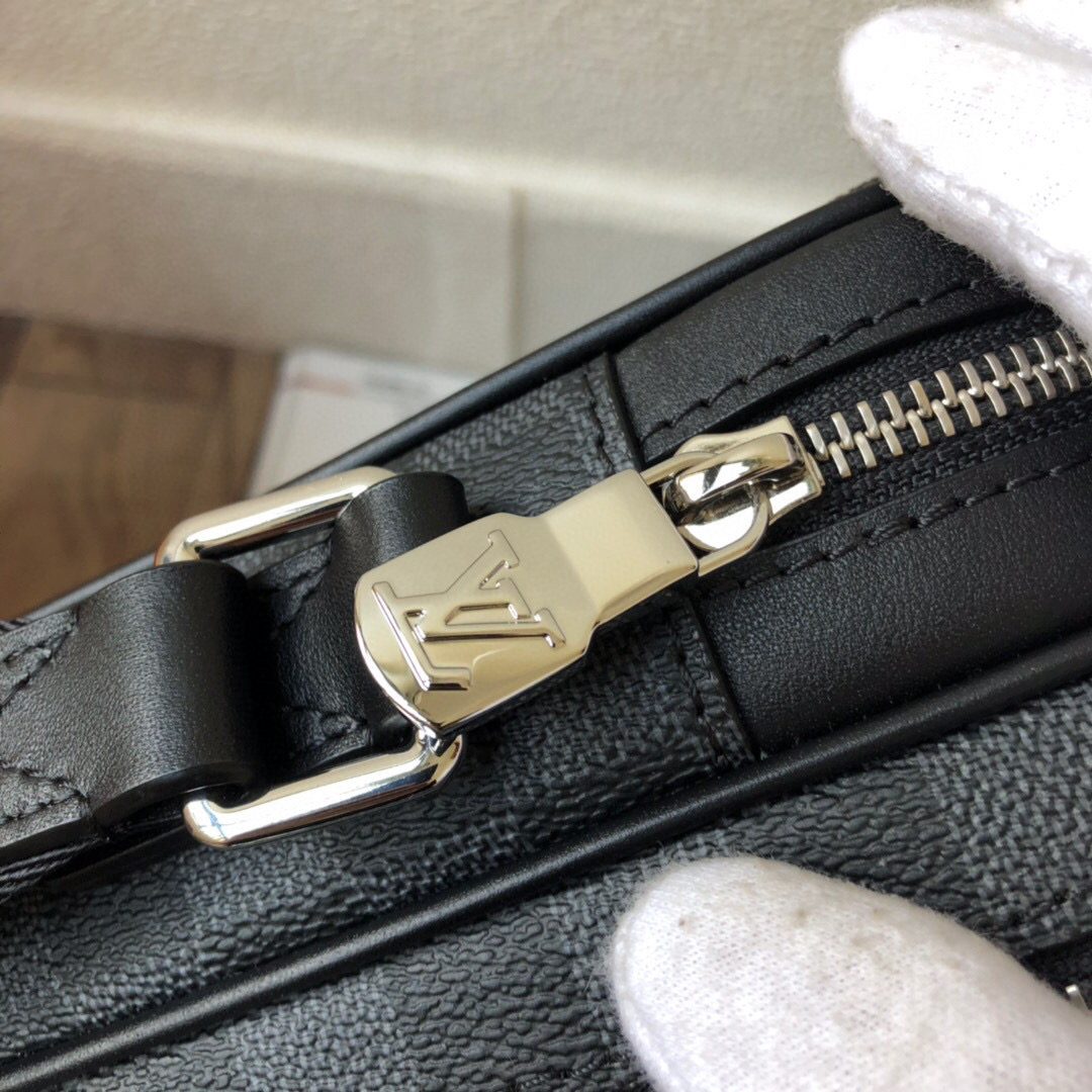 N40087 TROCADÉRO MESSENGER NM PM, Louis Vuitton LV
