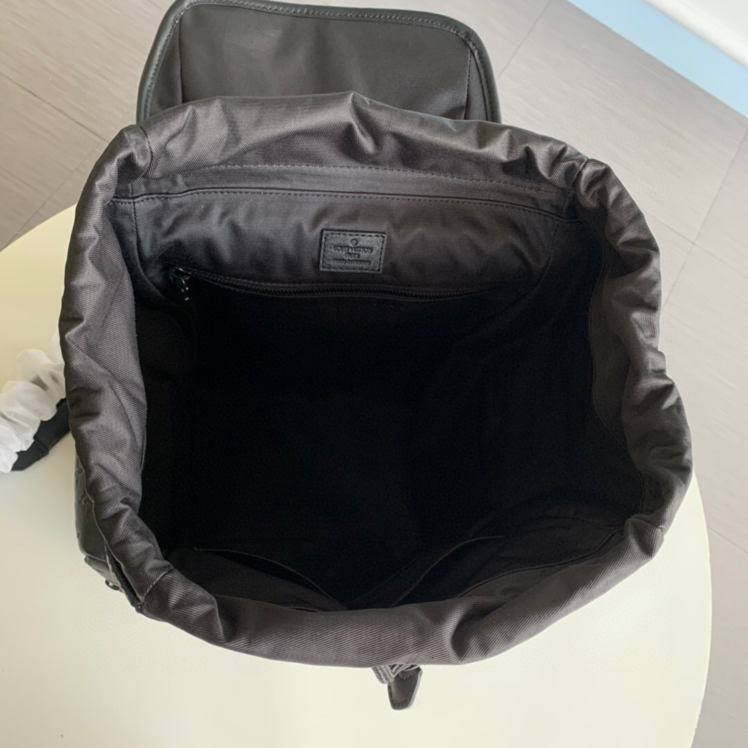 M43680  DISCOVERY BACKPACK PM, Louis Vuitton LV