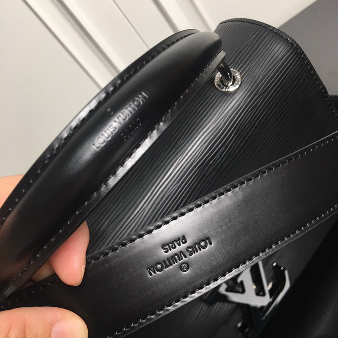 M53695 GRENELLE PM, LOUIS VUITTON LV