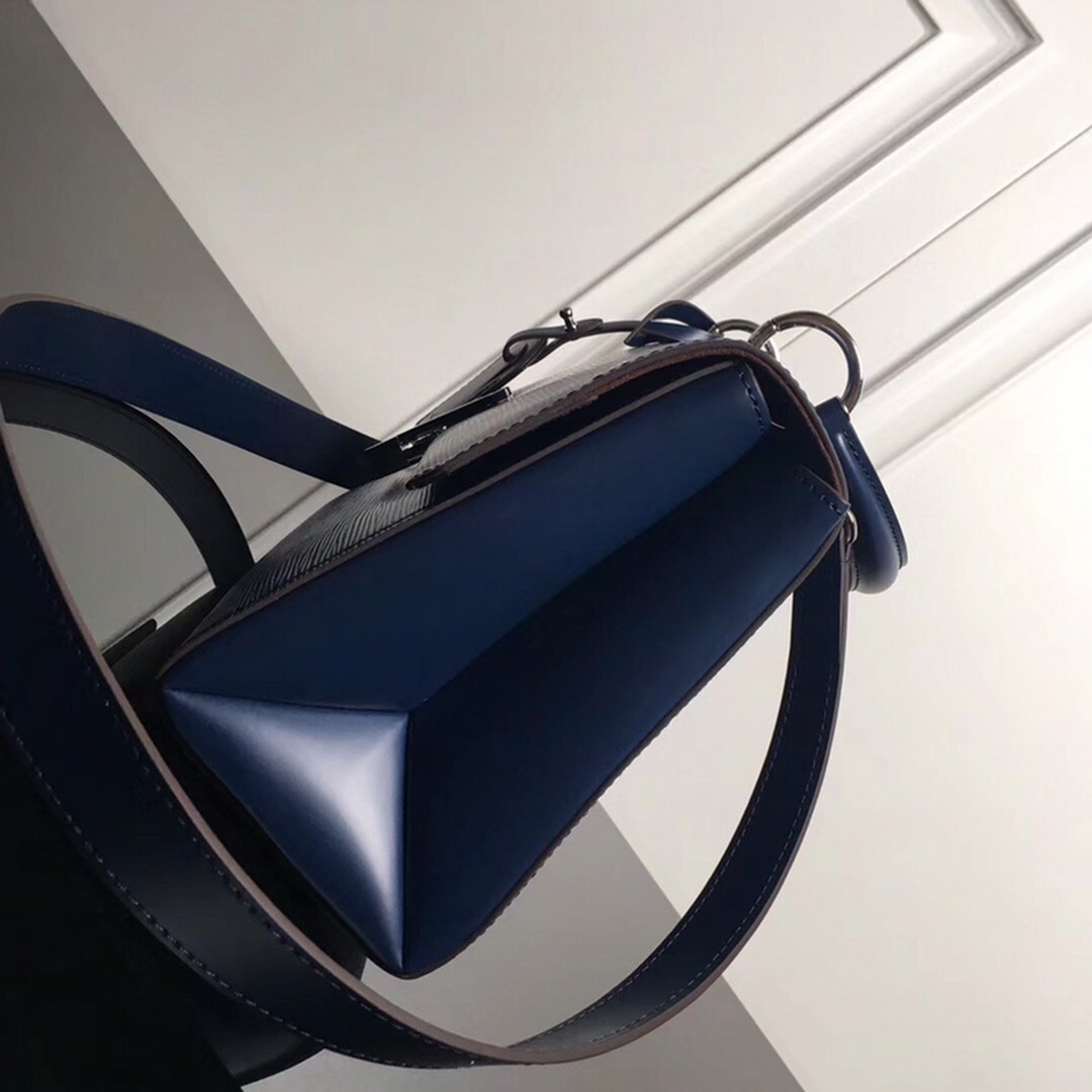 M53695 GRENELLE PM, LOUIS VUITTON LV