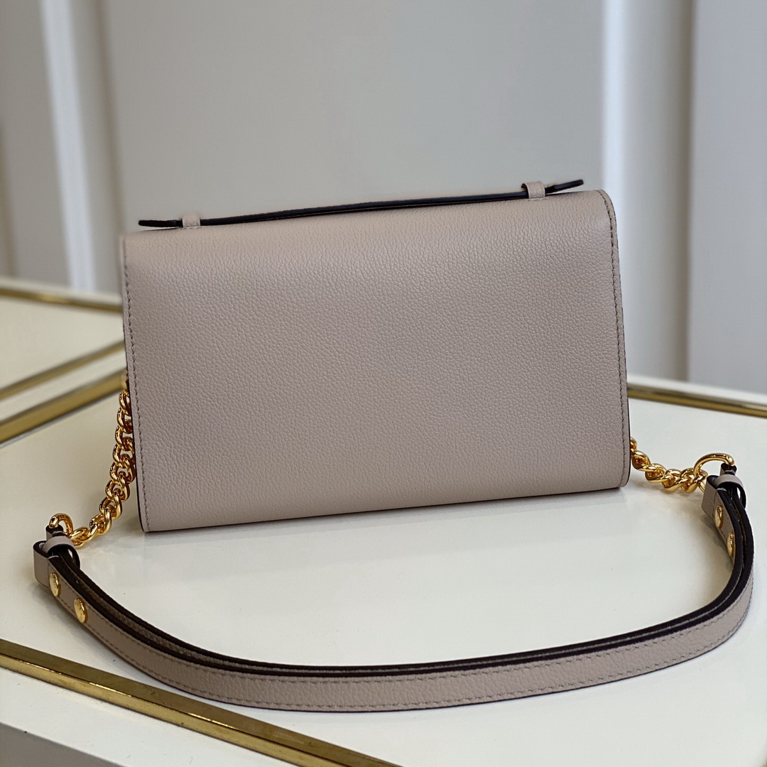 M56087  LOCKME CLUTCH, Louis Vuitton LV