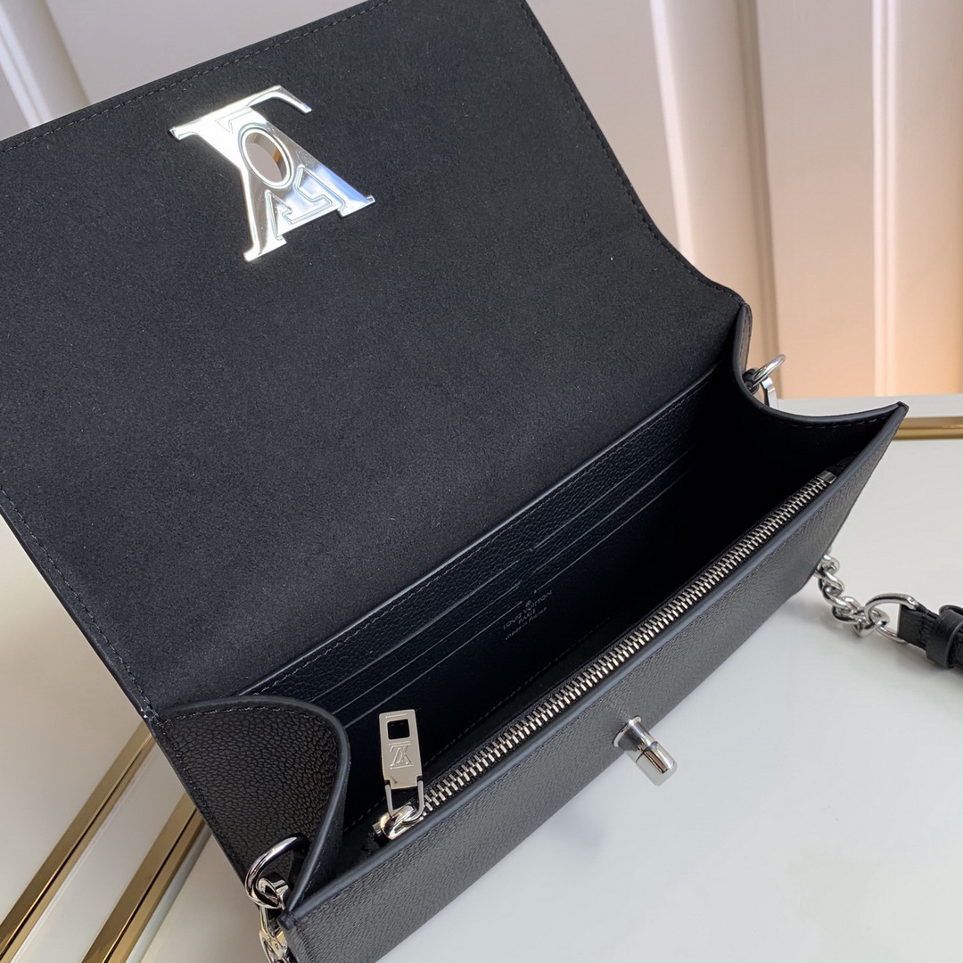 M56088  LOCKME CLUTCH, Louis Vuitton LV