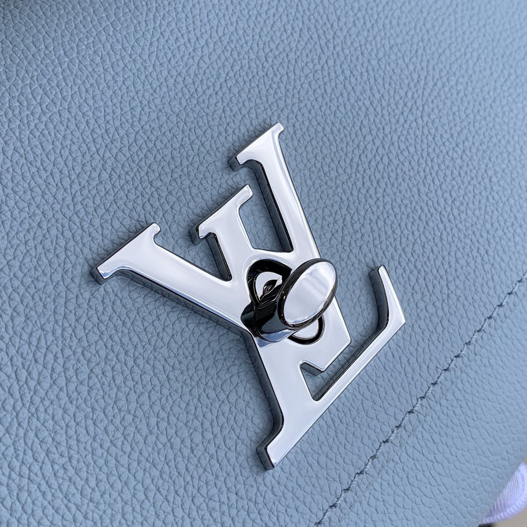 M56136  LOCKME CLUTCH, Louis Vuitton LV
