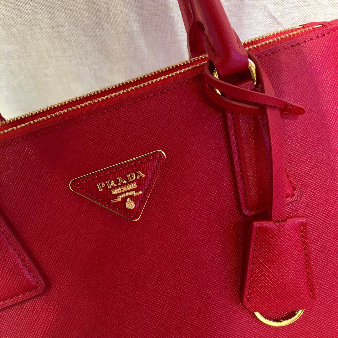 Medium Saffiano Leather Prada Galleria Bag, 1BA274