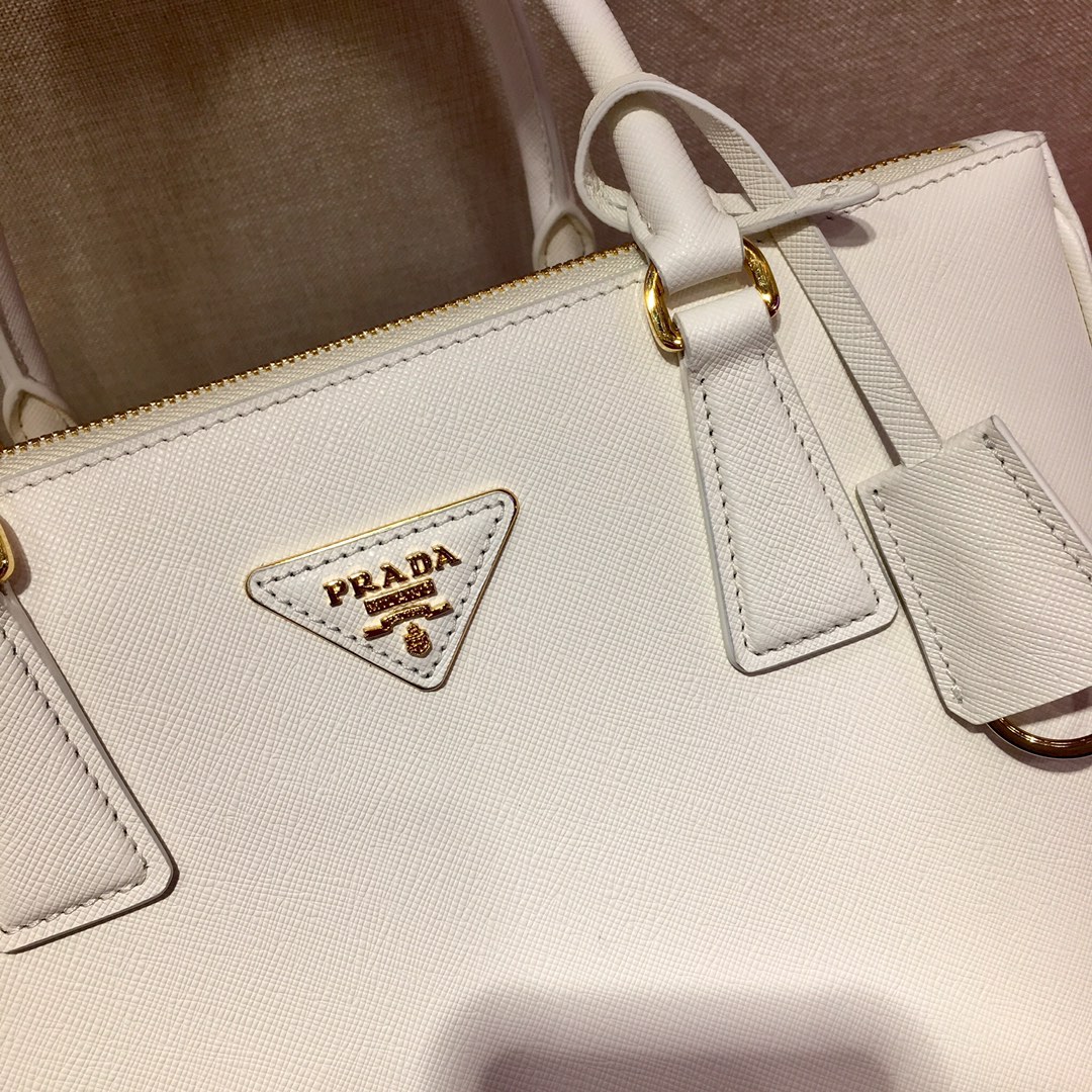 Medium Saffiano Leather Prada Galleria Bag, 1BA274