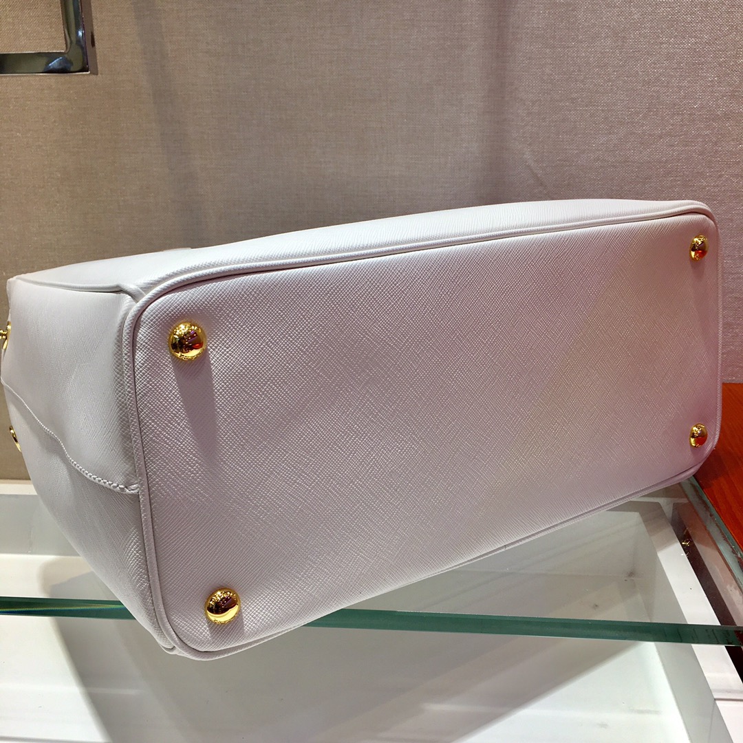Medium Saffiano Leather Prada Galleria Bag, 1BA274