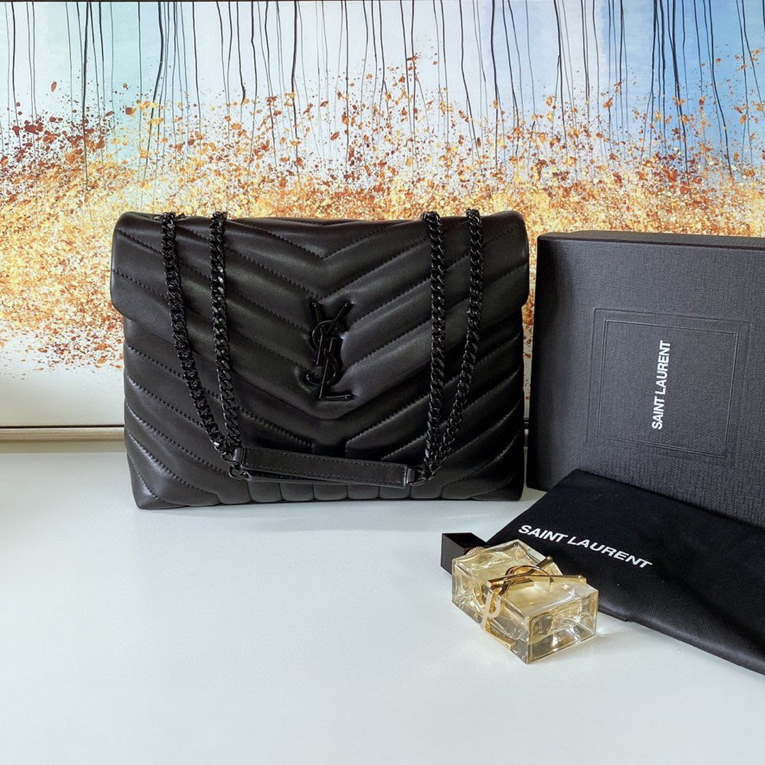 487216, YSL Saint Laurent, MEDIUM LOULOU CHAIN BAG, Y MATELASSÉ LEATHER