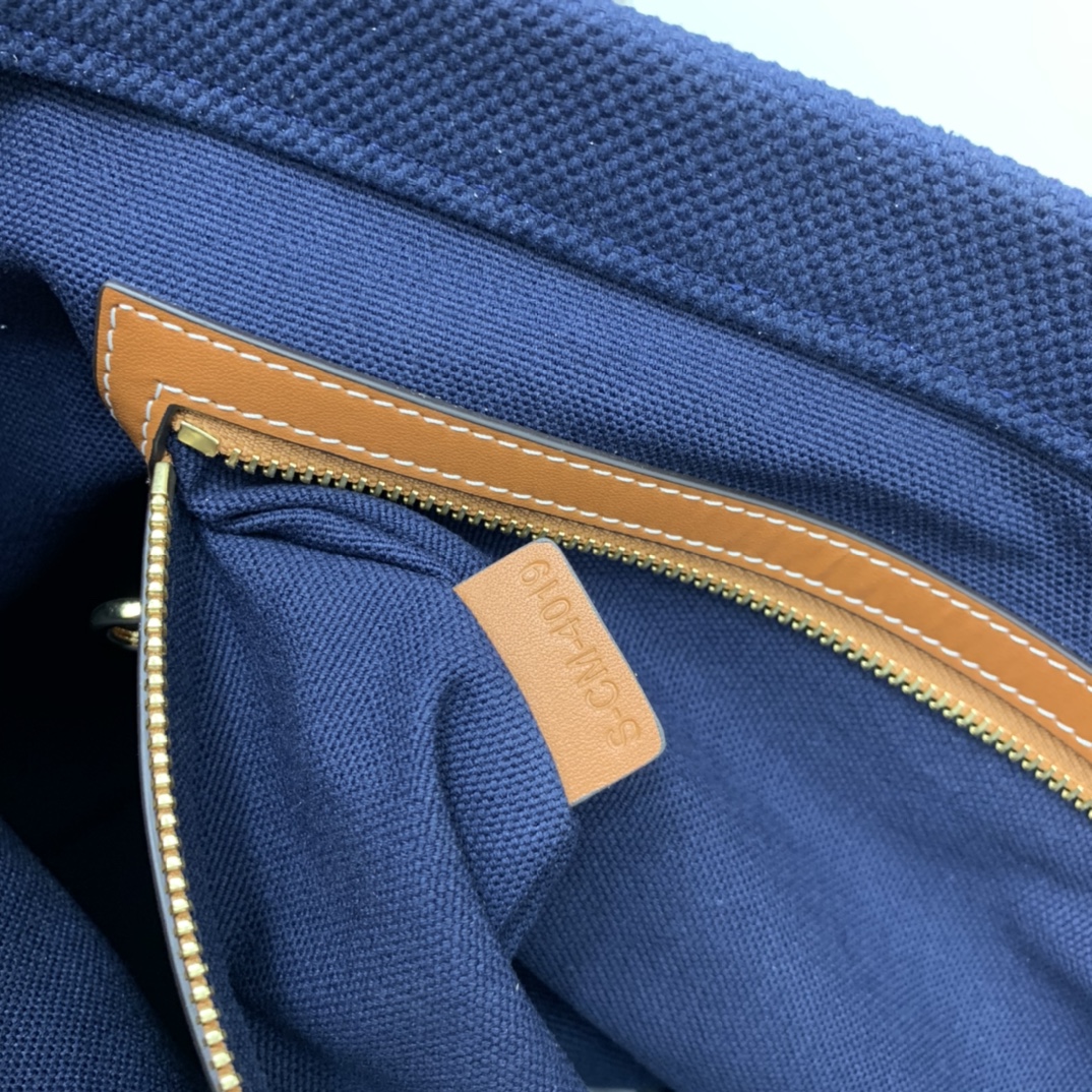 HORIZONTAL CABAS CELINE IN CANVAS WITH CELINE PRINT AND CALFSKIN