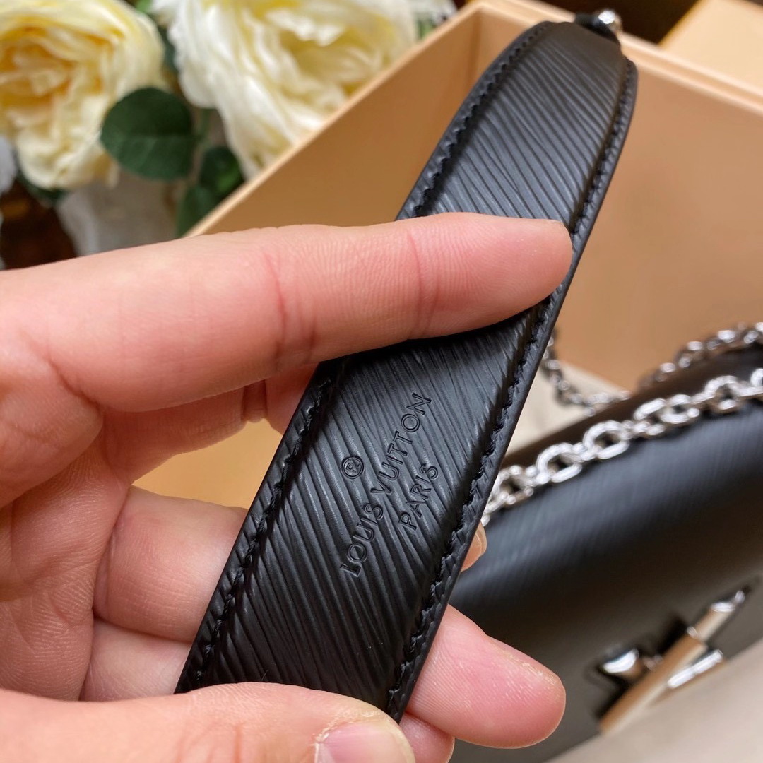 M50332  TWIST PM, Louis Vuitton LV