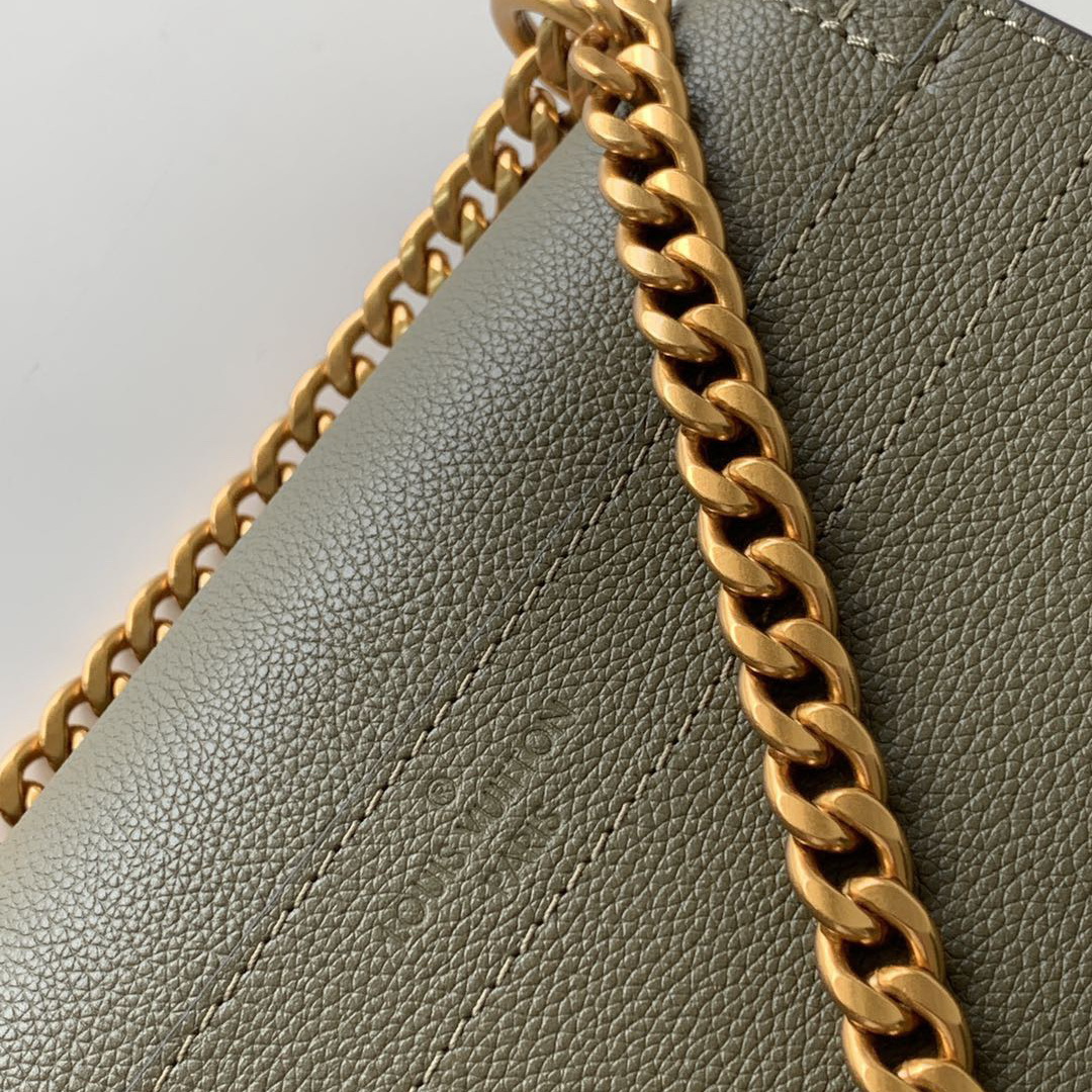 M57067 LOCKME CHAIN PM, LOUIS VUITTON LV