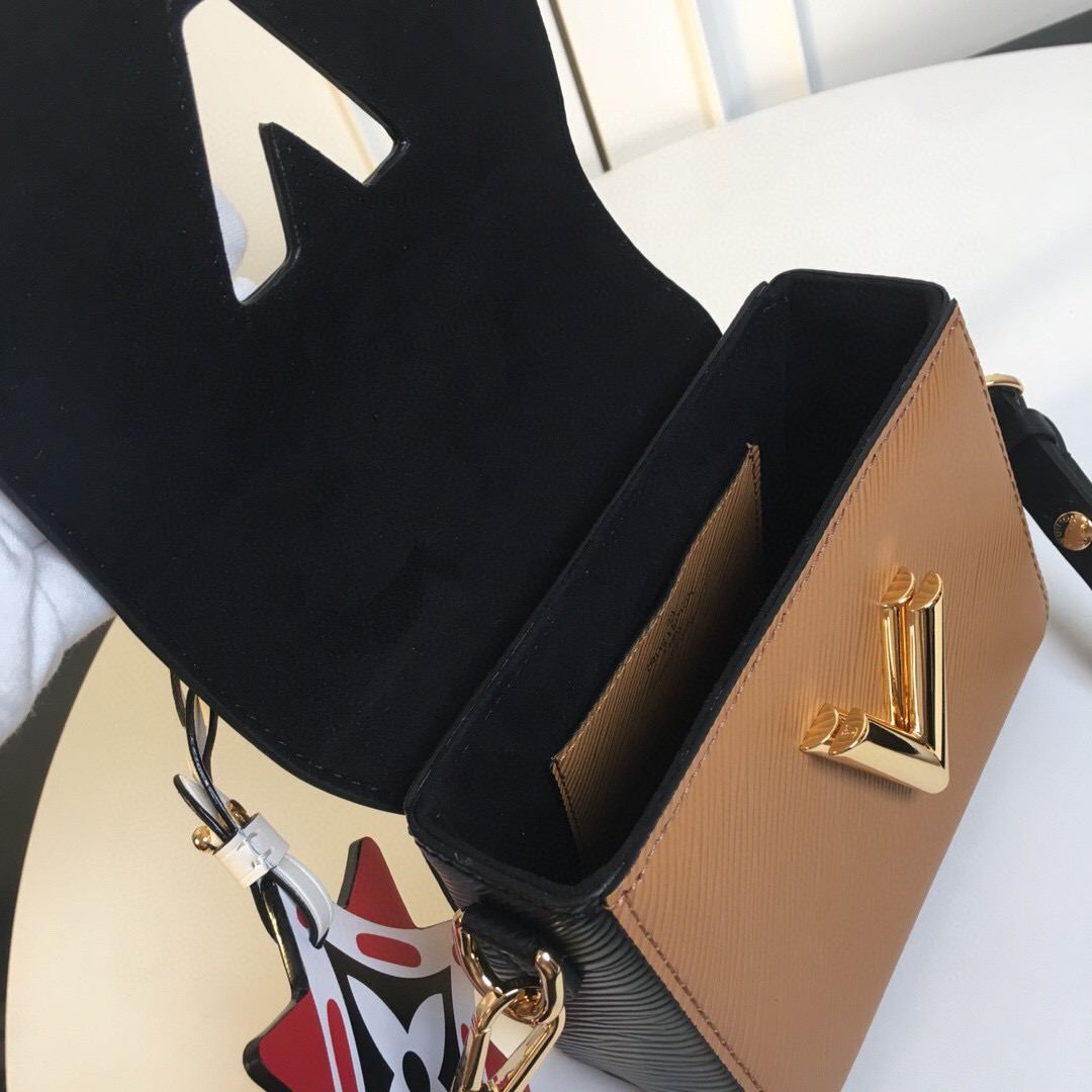 M56849  LV CRAFTY TWIST MINI, Louis Vuitton LV