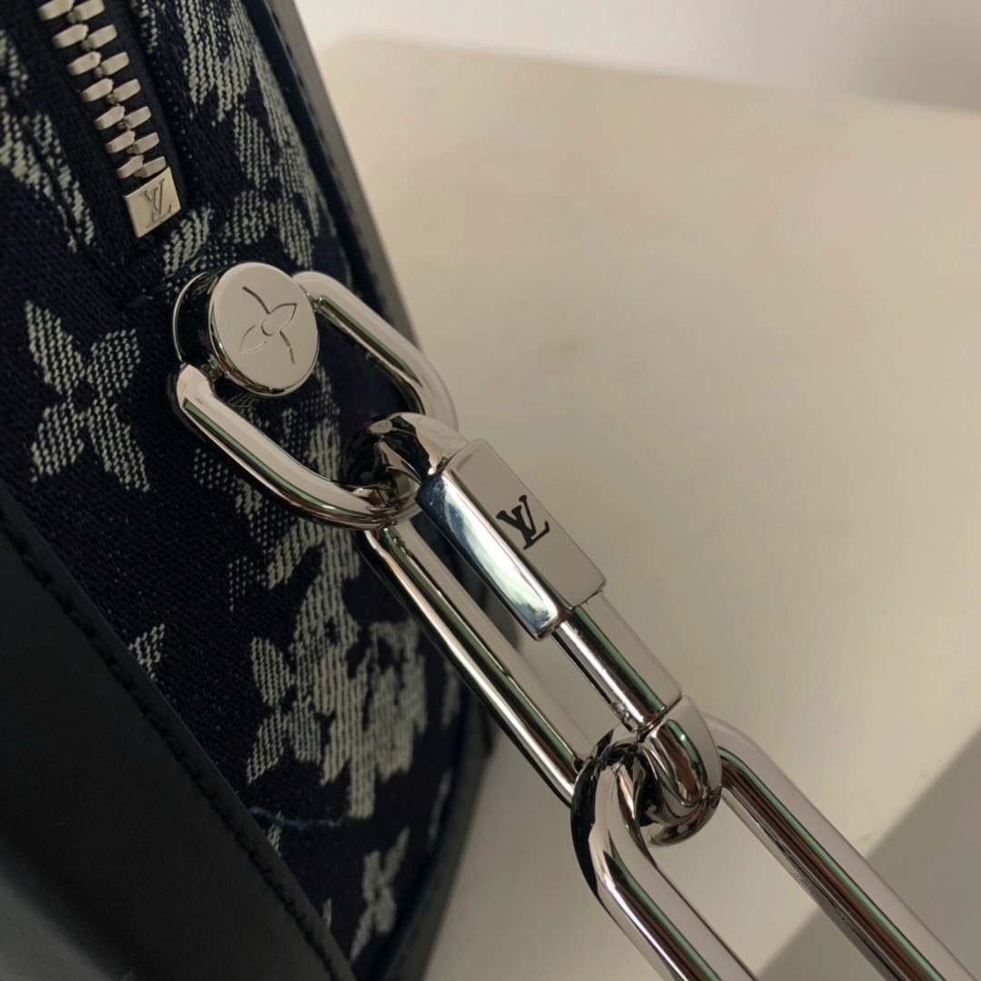 M57283  SOFT TRUNK, Louis Vuitton LV