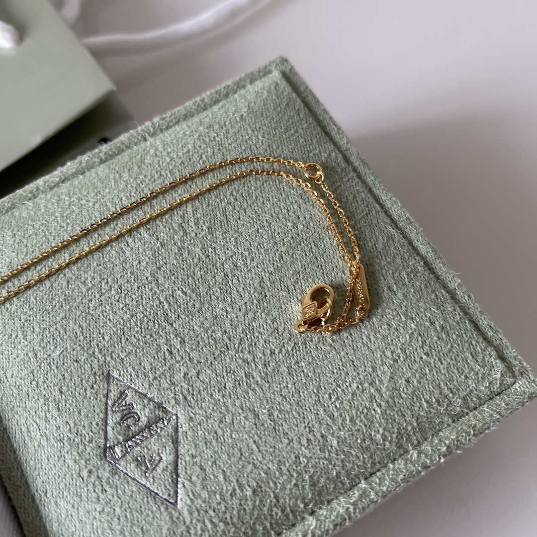 VanCleef&Arpels Necklaces