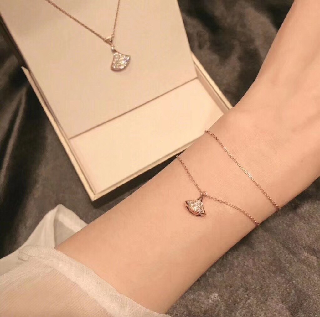 Bracelets & Bangles, Bvlgari