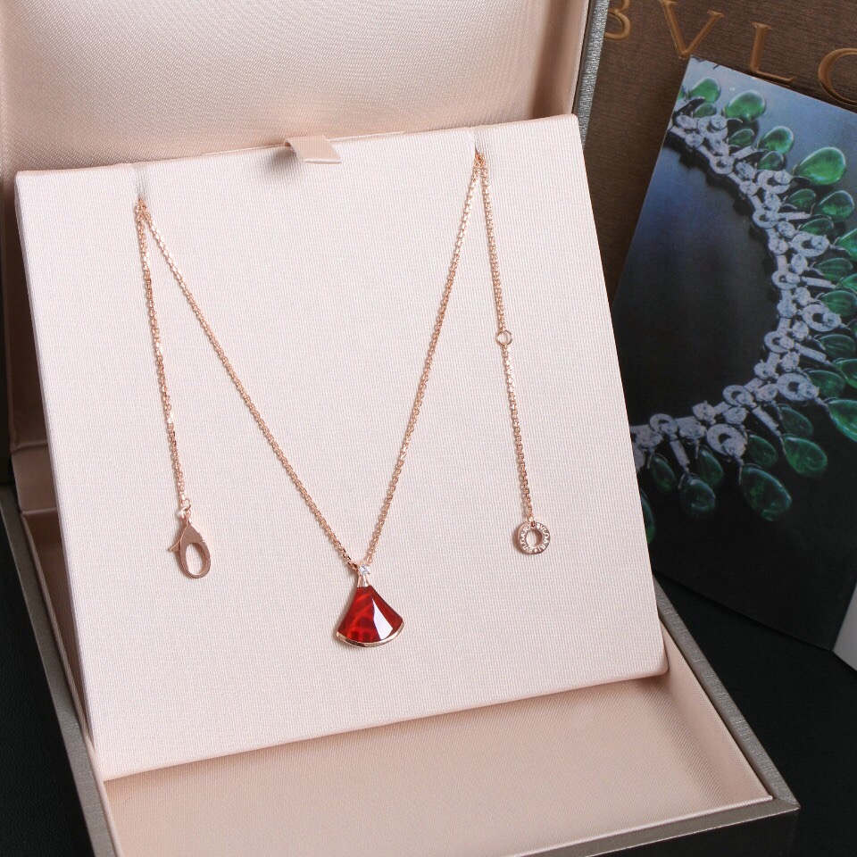 Necklaces & Pendants, Bvlgari