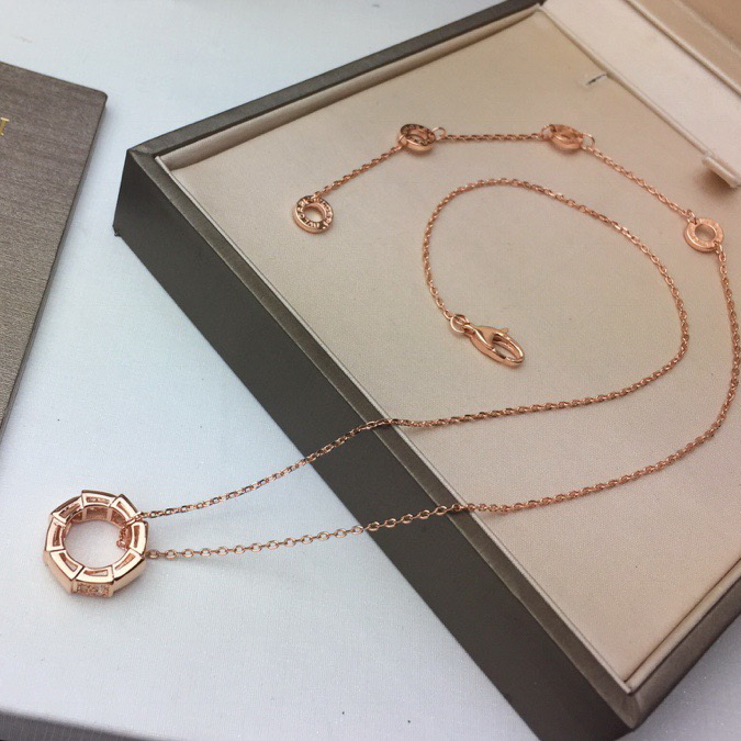 Necklaces & Pendants, Bvlgari