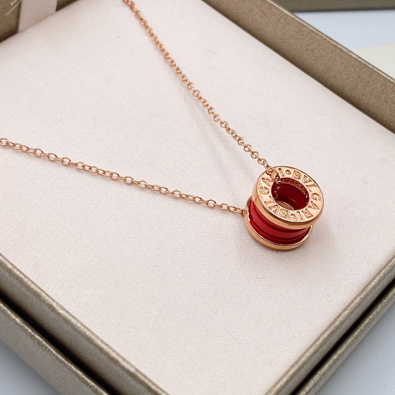 Necklaces & Pendants, Bvlgari