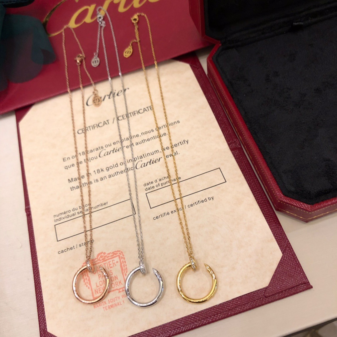 Necklaces & Pendants, Cartier