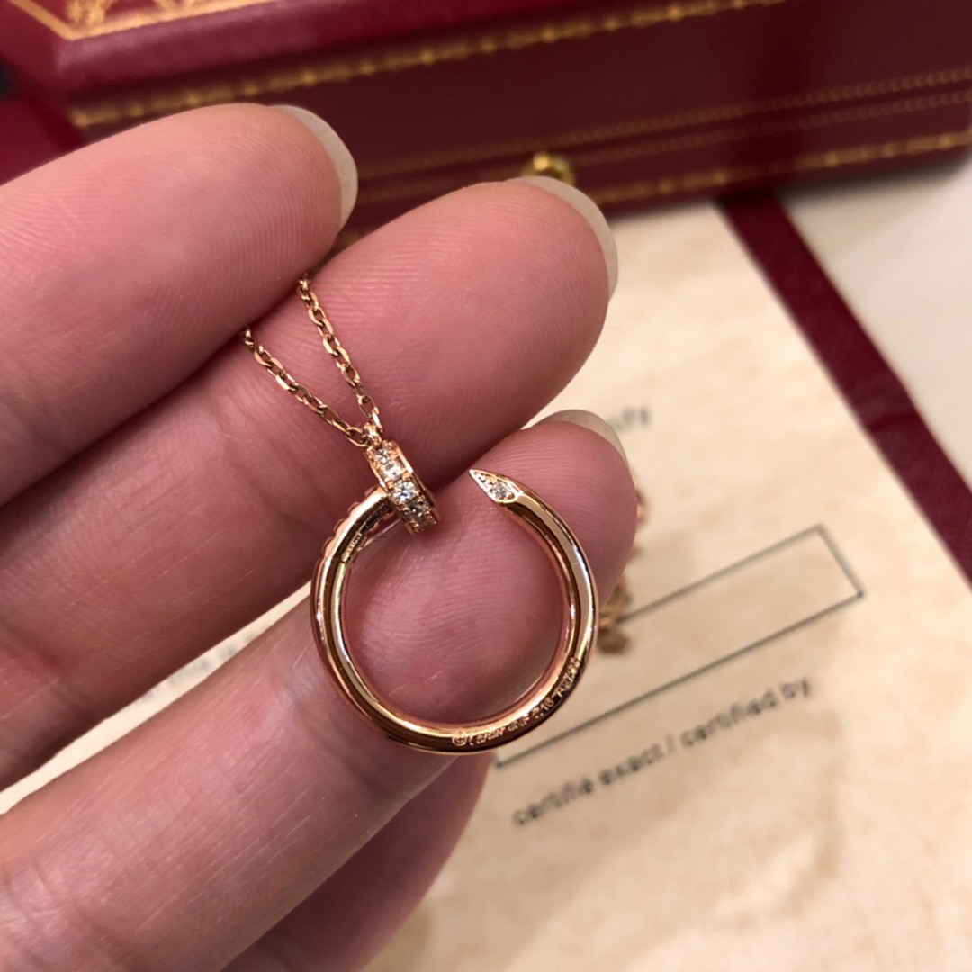 Necklaces & Pendants, Cartier