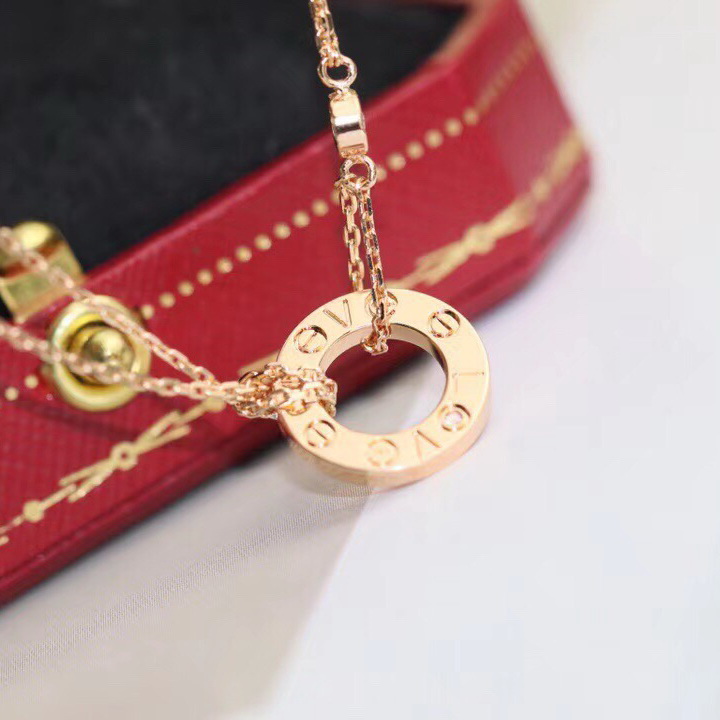 Necklaces & Pendants, Cartier