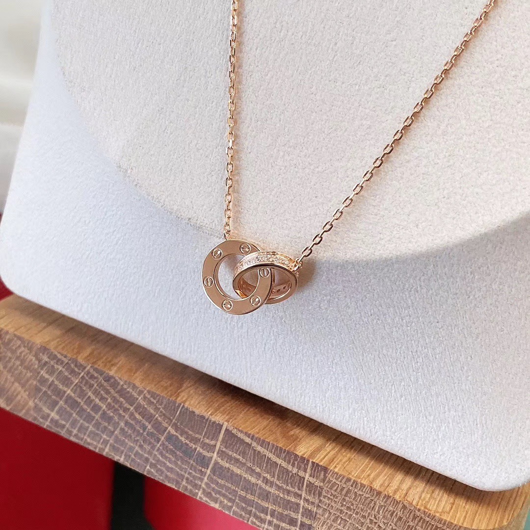 Necklaces & Pendants, Cartier