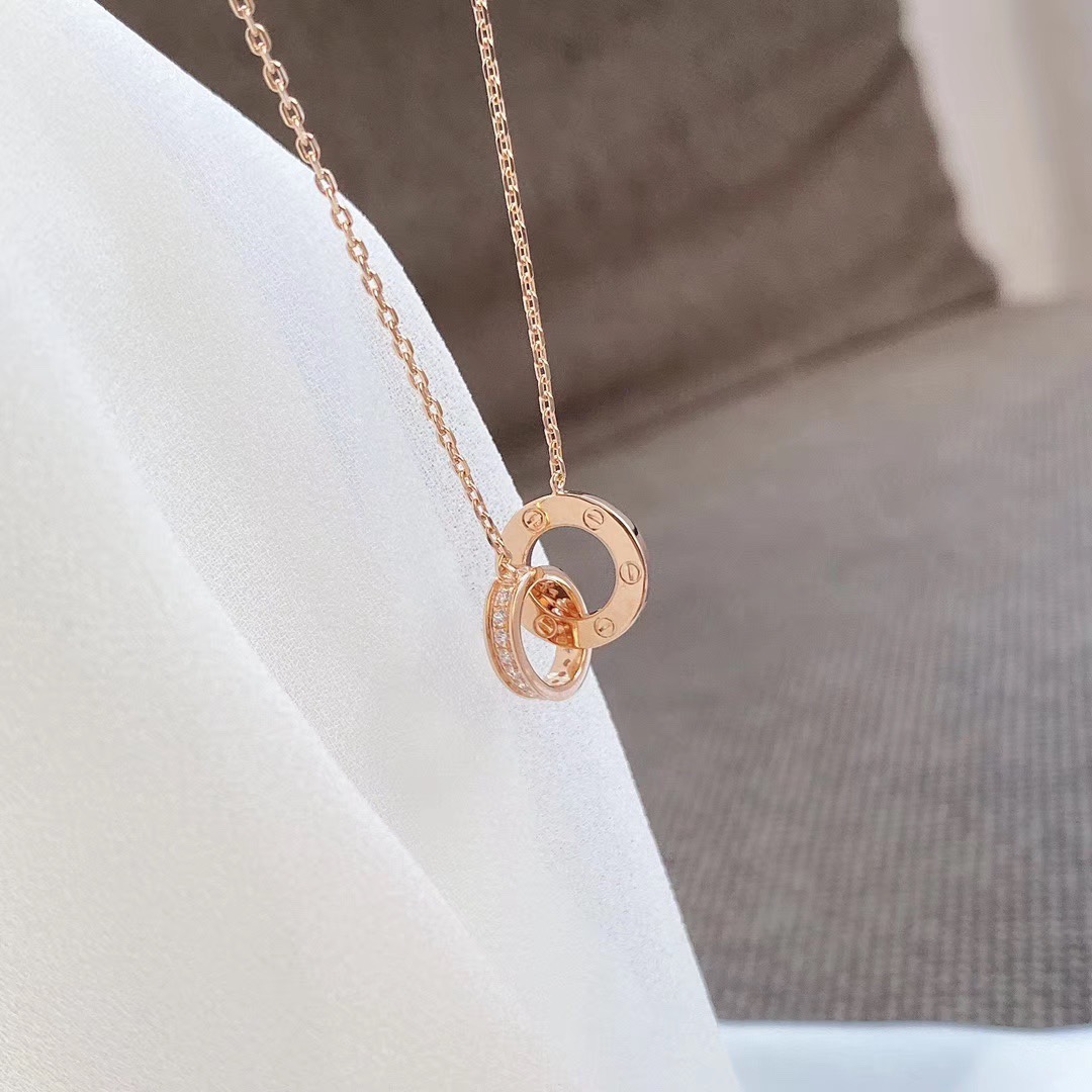 Necklaces & Pendants, Cartier