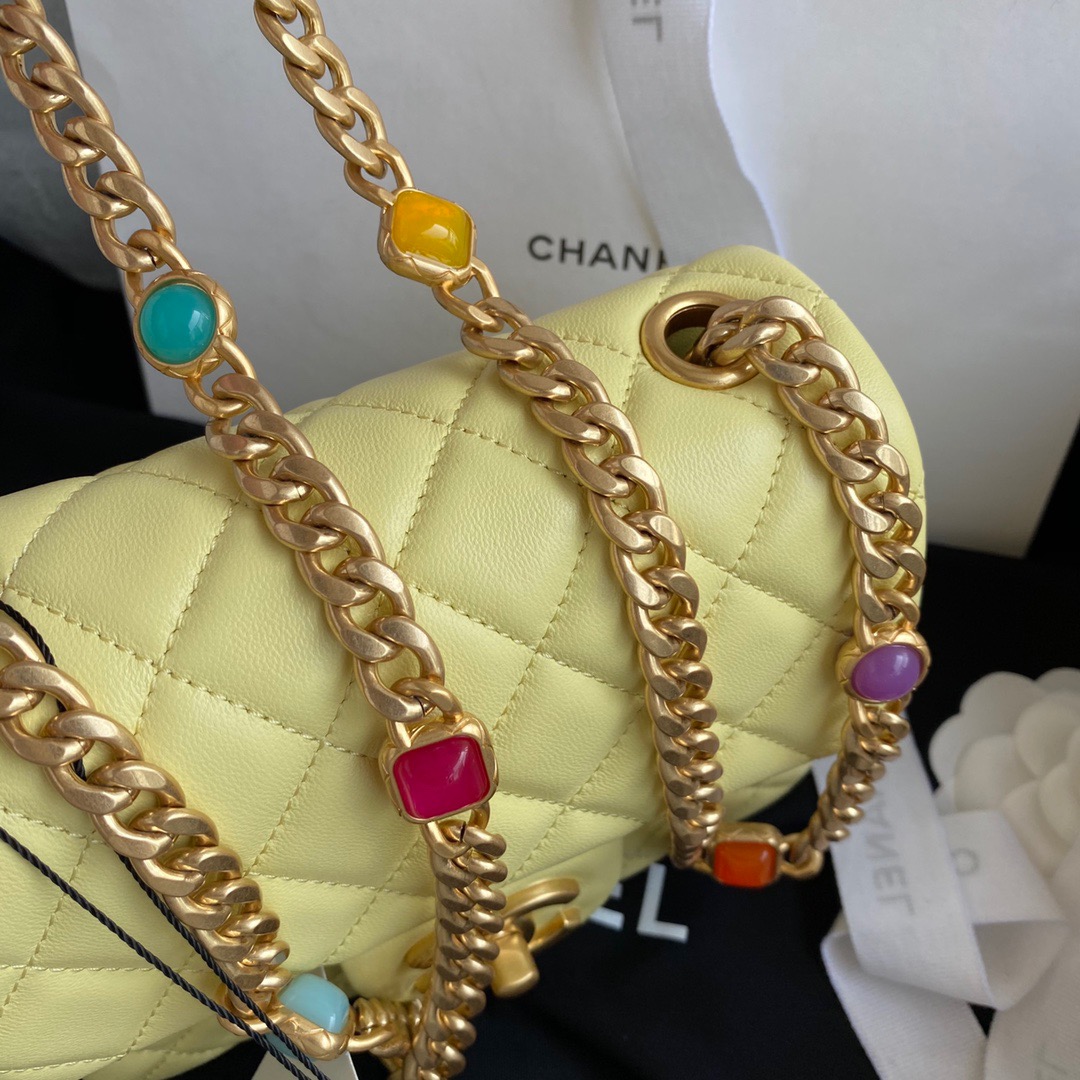 AS2379 chanel flap bag