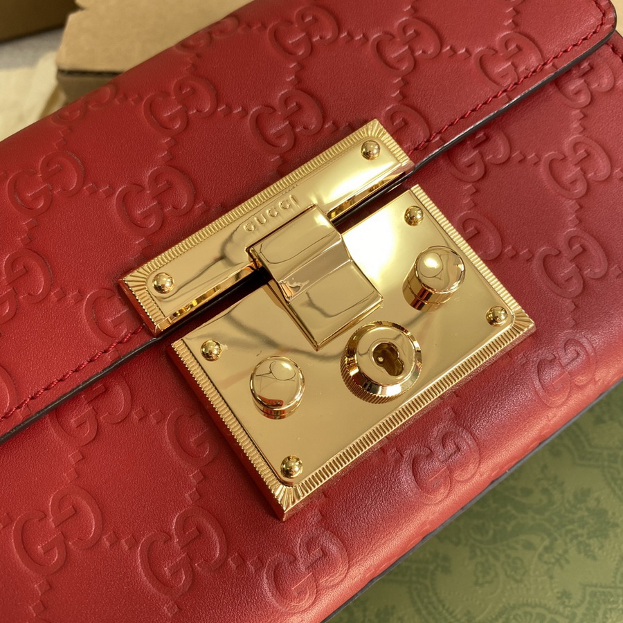 Padlock Gucci Signature shoulder bag ,409487