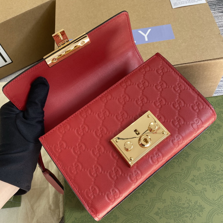 Padlock Gucci Signature shoulder bag ,409487