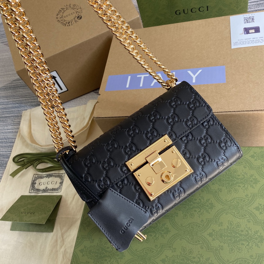 Padlock Gucci Signature shoulder bag, 409487