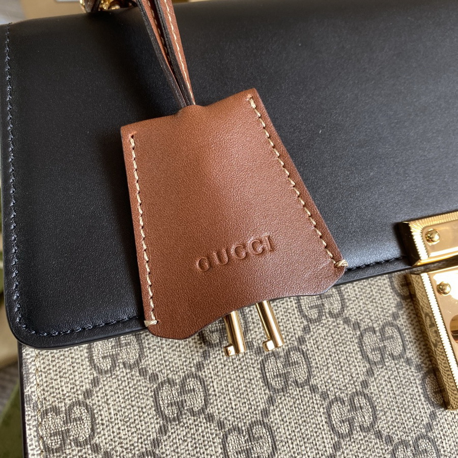 Gucci Padlock medium GG shoulder bag, 409486
