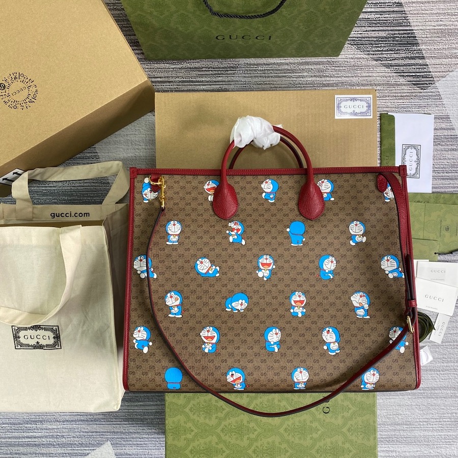 653952 Doraemon x Gucci large tote bag, gucci Tote Bags for Men