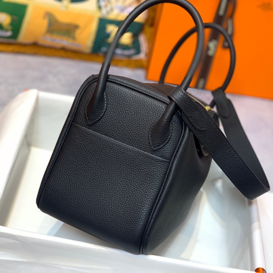 Hermès Lindy 26 bag