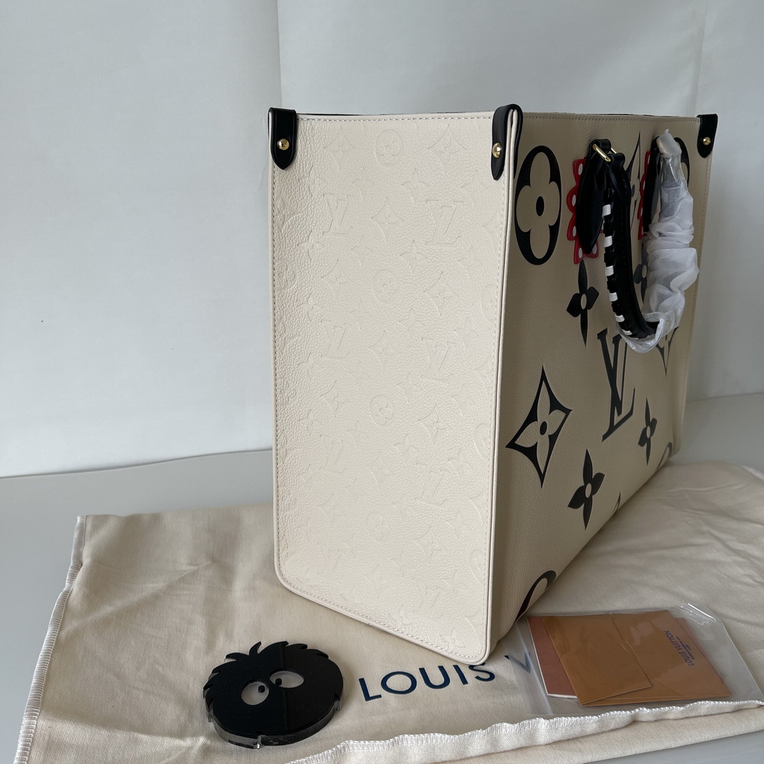 M45372  LV CRAFTY ONTHEGO GM, Louis Vuitton LV