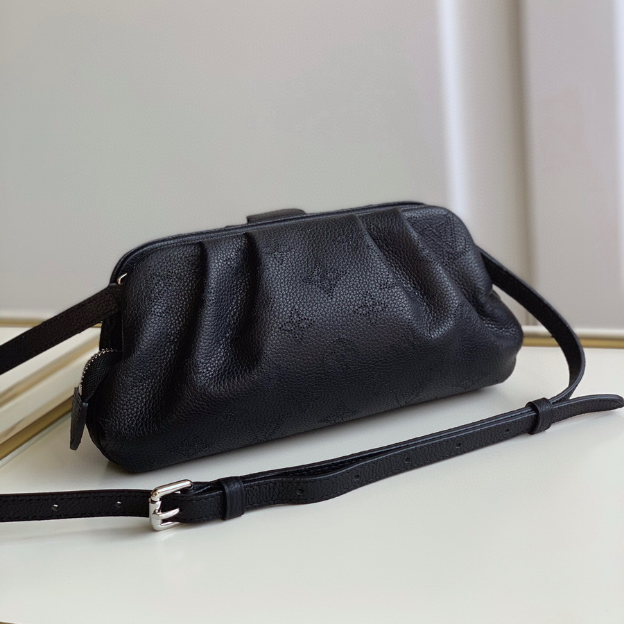 M80093 SCALA MINI POUCH Louis Vuitton LV
