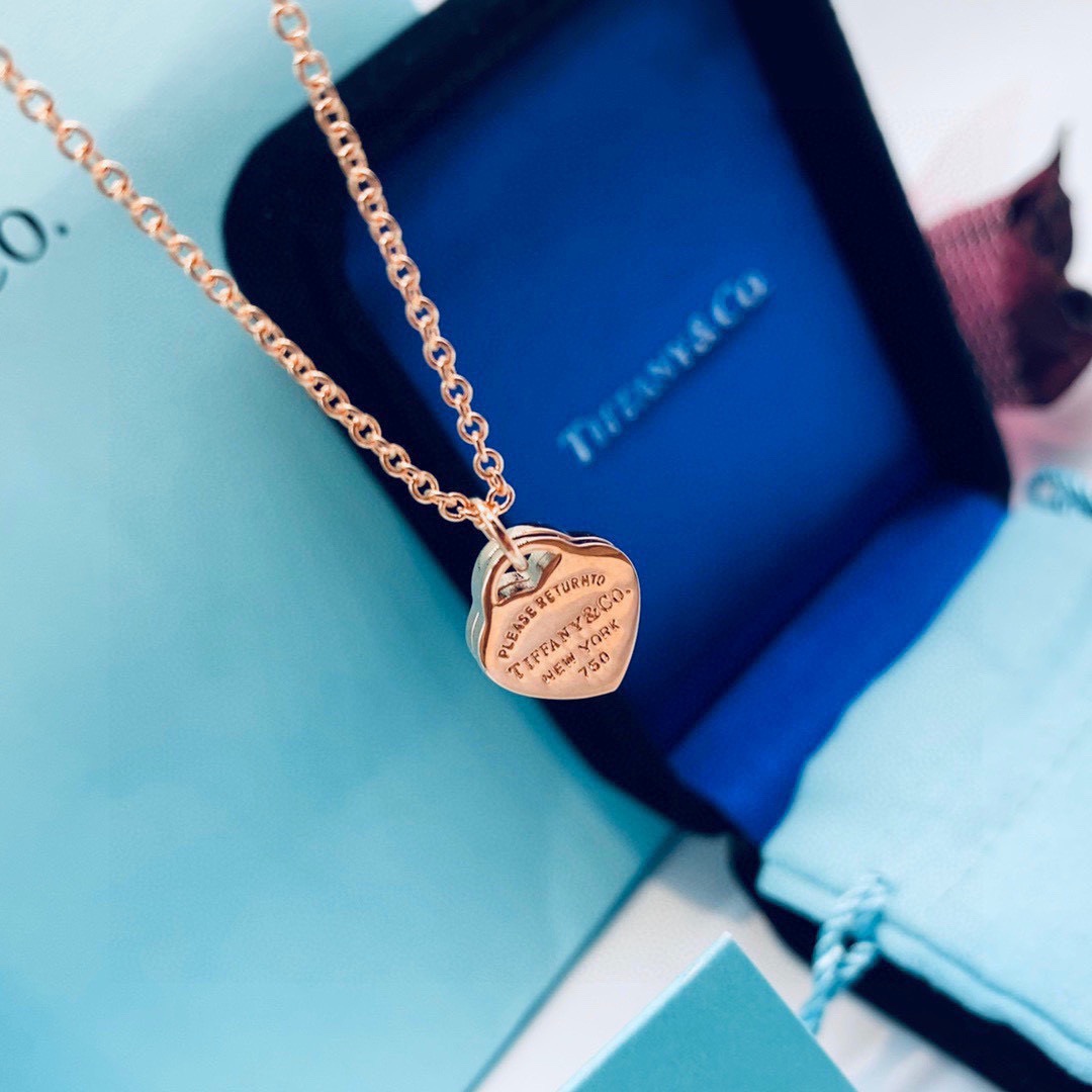 Necklaces & Pendants, Tiffany & Co.